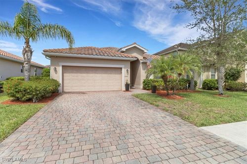 2391 Heydon Cir E, Naples, FL, 34120-4579 | Card Image