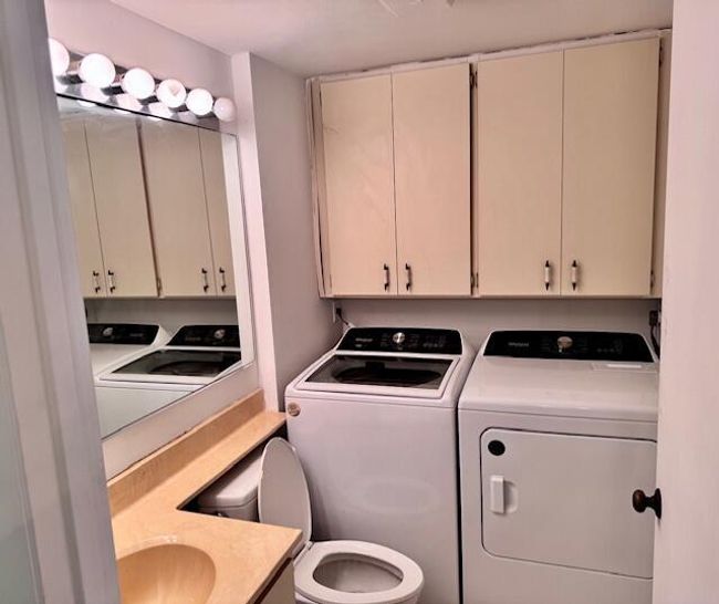 217 Live Oak Ln, Condo with 2 bedrooms, 3 bathrooms and null parking in Boynton Beach FL | Image 5
