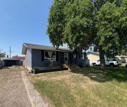 317 7 Street, Beiseker, AB, T0M0G0 | Card Image