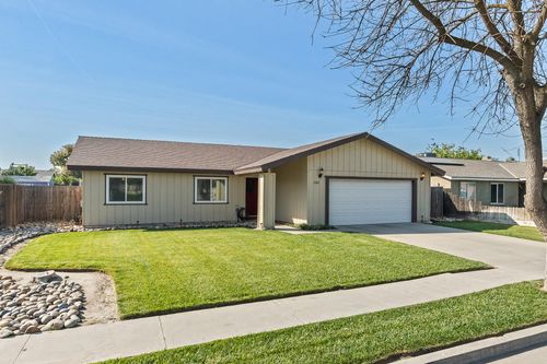 1363 Stanford Place, Hanford, CA, 93230 | Card Image