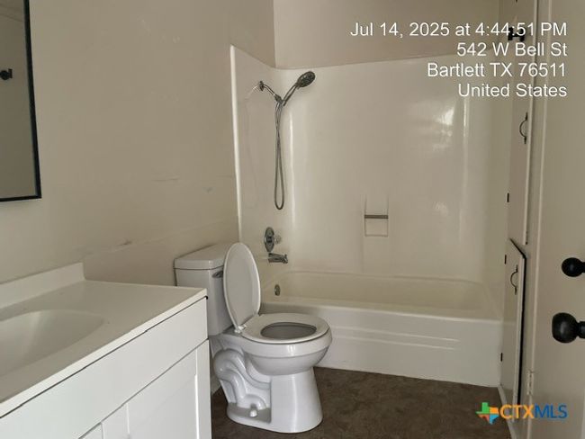 Hall Bath | Image 14