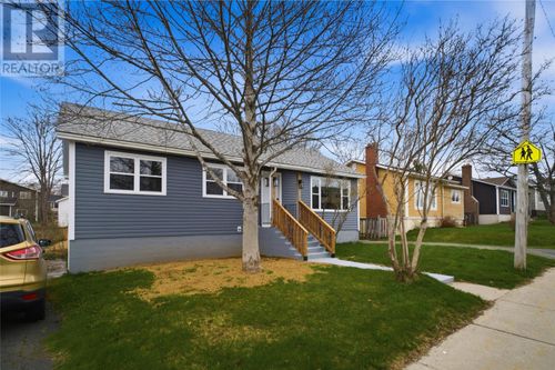 51 Roosevelt Ave, Mount Pearl, NL, A1N1Z6 | Card Image