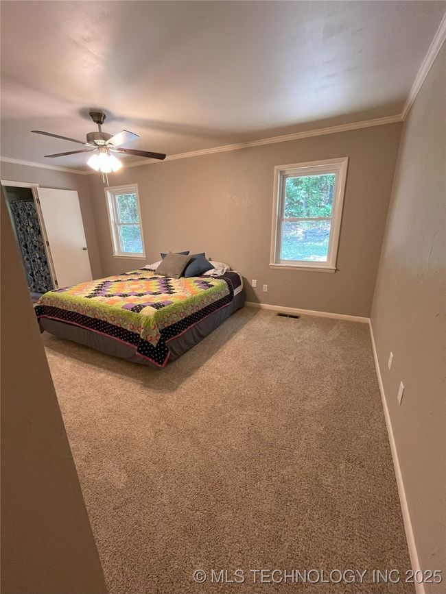 10282 N Perry Loop Rd, House other with 3 bedrooms, 3 bathrooms and null parking in Stigler OK | Image 24