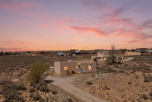 16 Sugar Ln, El Prado, NM, 87529-4003 | Card Image