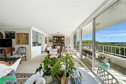 301-32735 Seagate Dr, Rancho Palos Verdes, CA, 90275-5886 | Card Image