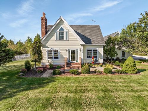 6428 Tripp Rd, China, MI, 48054-2518 | Card Image