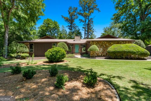 116 S Oaks Ln, Warner Robins, GA, 31088-6290 | Card Image