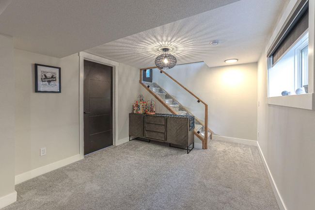 4224 Vauxhall Crescent Nw, Home with 5 bedrooms, 3 bathrooms and 2 parking in Calgary AB | Image 25