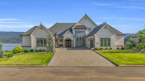 290 Edgewater Way, Jasper, TN, 37347-1758 | Card Image