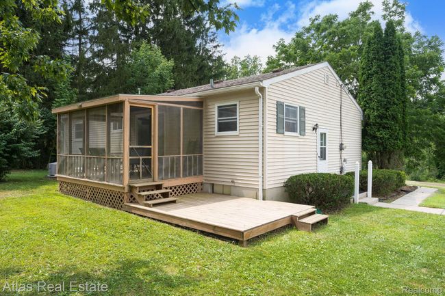 12-web-or-mls-Exteriors (12 of 19).jpg | Image 8