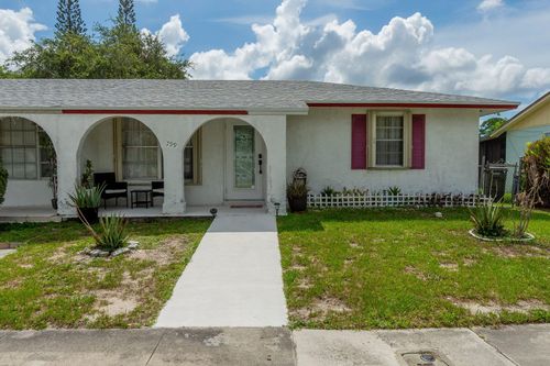 799 Ilene Rd E, West Palm Beach, FL, 33415-3712 | Card Image