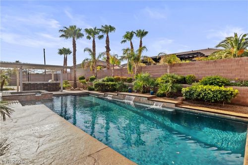 201 W Delamar Dr, Henderson, NV, 89015-7806 | Card Image