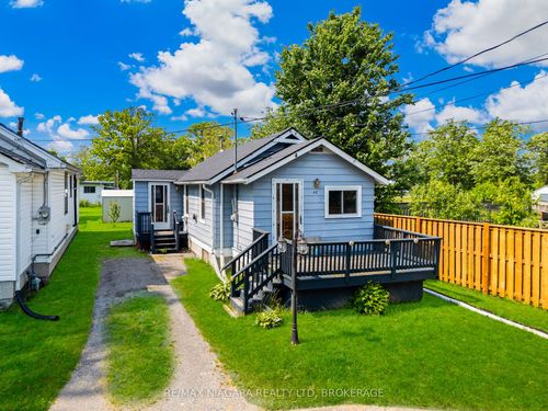 40 Longtent Ave, Fort Erie, ON, L2A1E3 | Card Image