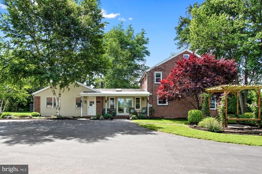 Susquehanna Trl, York, PA 17404