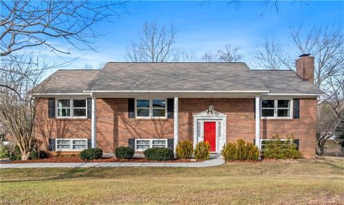 1395 Glen Oaks Rd, Clemmons, NC, 27012-9074 | Card Image