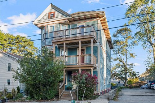 2-98 Evergreen St, Providence, RI, 02906-1902 | Card Image