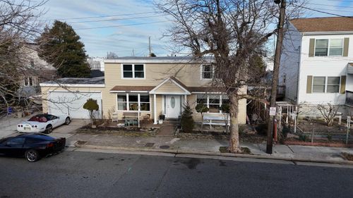 409 N Elberon Ave, Atlantic City, NJ, 08401-1124 | Card Image