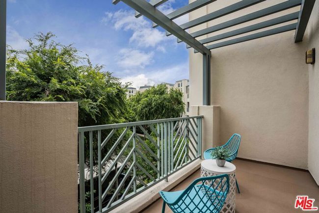 APT-335 - 5625 Crescent Park W, Condo with 2 bedrooms, 3 bathrooms and 2 parking in Playa Vista CA | Image 9