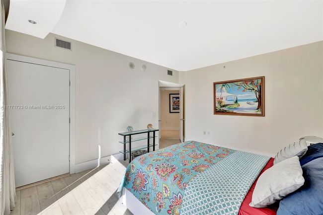 APT-1007 - 333 Las Olas Way, Condo with 2 bedrooms, 3 bathrooms and null parking in Fort Lauderdale FL | Image 34