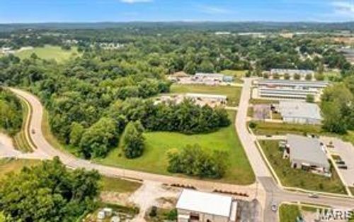 2100 Rose Ln, Pacific, MO, 63069 | Card Image