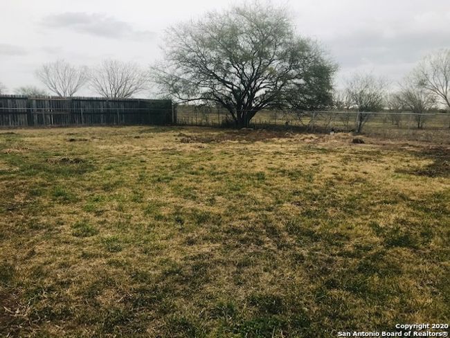 168 Plainview Dr, House other with 3 bedrooms, 2 bathrooms and null parking in Poth TX | Image 13