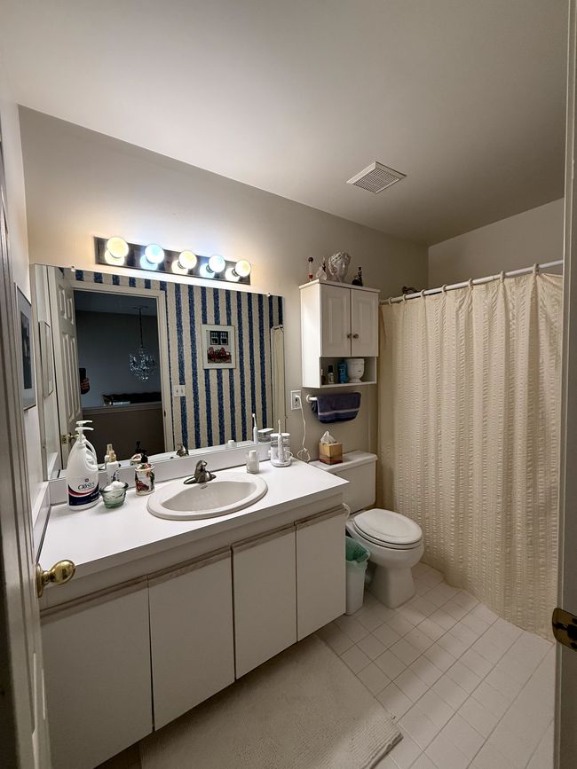 6868 Tangle Wood, Condo with 2 bedrooms, 3 bathrooms and null parking in Waterford MI | Image 11