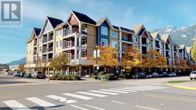 405 - 1336 Main St, Condo with 2 bedrooms, 2 bathrooms and 1 parking in Squamish BC | Image 1