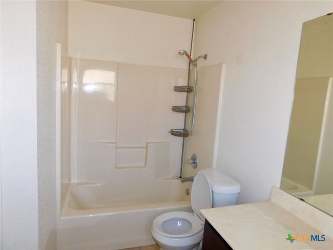 2803 Alma Dr, Home with 3 bedrooms, 2 bathrooms and null parking in Killeen TX | Image 11