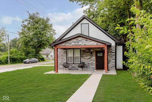 902 Rossville Ave, Frankfort, IN, 46041-1323 | Card Image