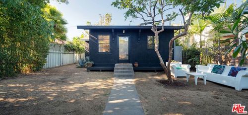 947 Amoroso Pl, Venice, CA, 90291-3903 | Card Image