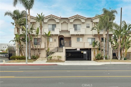 unit-3-7124 Woodman Ave, Van Nuys, CA, 91405-3455 | Card Image