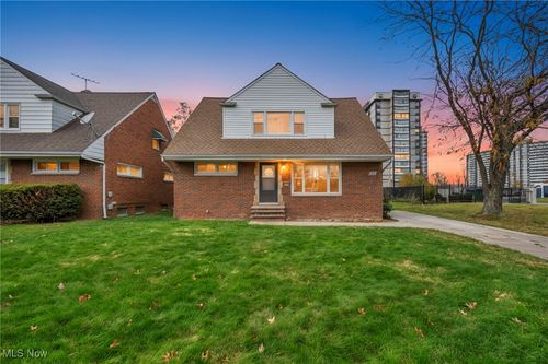 23835-23831 Lake Shore Blvd, Euclid, OH, 44123-1202 | Card Image