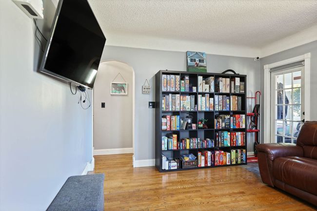 246 Lagoon Beach Dr, House other with 3 bedrooms, 2 bathrooms and null parking in Bay City MI | Image 22