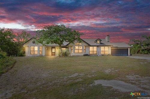 840 Longhorn Trl, Belton, TX, 76513-8405 | Card Image