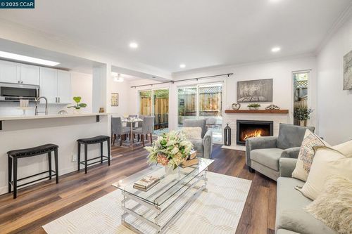 652 652 Hartley Dr, Danville, CA, 94526 | Card Image