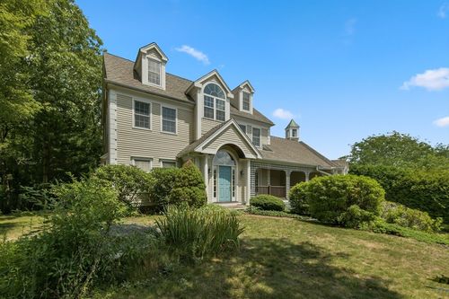 1 Dwiggins Path, Hingham, MA, 02043-2659 | Card Image