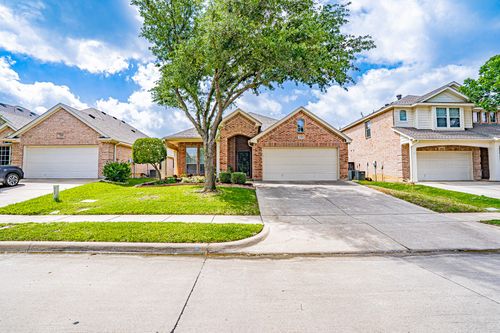1010 Loblolly Pine Dr, Arlington, TX, 76012-2527 | Card Image
