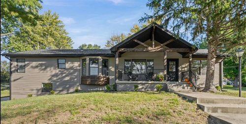 15800 Woods Chapel Rd, Kansas City, MO, 64139-1263 | Card Image