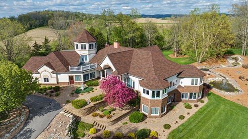 N2487 Nuttelman Rd, La Crosse, WI, 54601 | Card Image