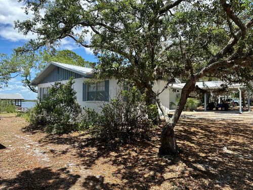 16317 Andrews Cir, CEDAR KEY, FL, 32625-4664 | Card Image