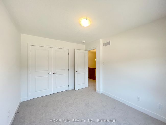 629 Rathburn Lane, House attached with 3 bedrooms, 3 bathrooms and 1 parking in Gloucester ON | Image 9