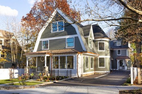 1-85 Naples Rd, Brookline, MA, 02446-5769 | Card Image