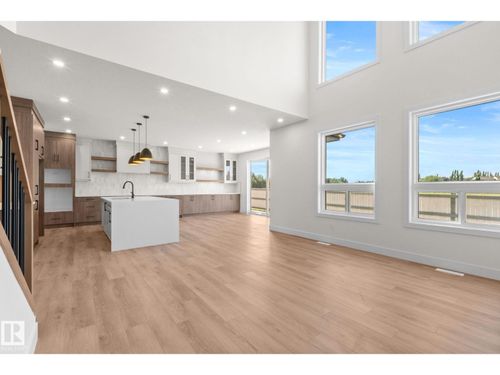 11 Arthur Way, Spruce Grove, AB, T7X | Card Image