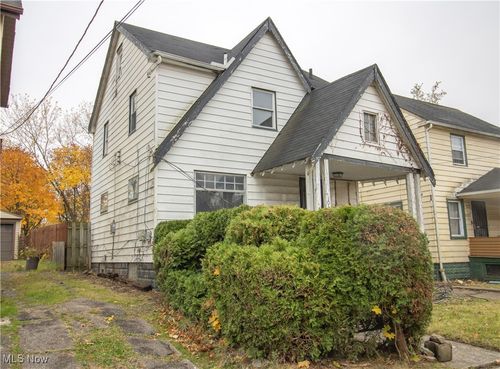 10406 Dove Ave, Cleveland, OH, 44105-4232 | Card Image