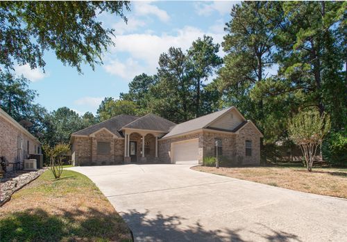 93 Wick Willow Dr, Montgomery, TX, 77356-8241 | Card Image
