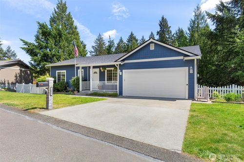 14627 Forest Glen Rd Sw, Port Orchard, WA, 98367-9473 | Card Image