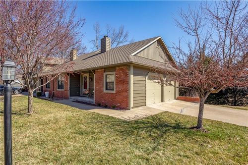 1a-4301 Wimbledon Terrace, Lawrence, KS, 66047 | Card Image