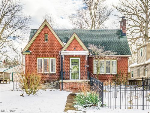 1732 Broad Blvd, Cuyahoga Falls, OH, 44223-1912 | Card Image