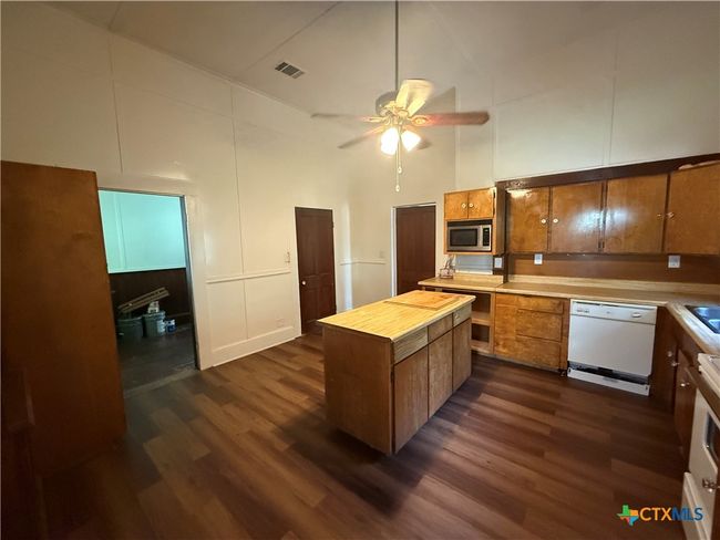 184 3 Rd St, House other with 3 bedrooms, 2 bathrooms and null parking in Maxwell TX | Image 12
