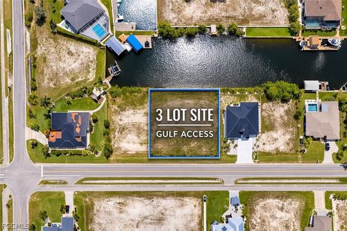 1517 Old Burnt Store Rd, Cape Coral, FL, 33993-9506 | Card Image